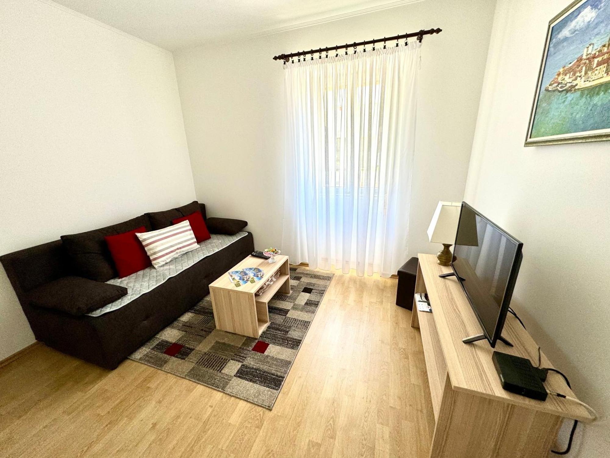 Apartment Kontrada 乌马格 外观 照片